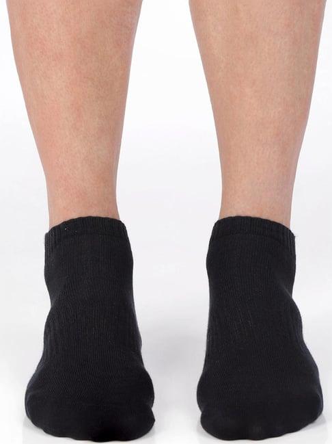 Jockey 7097 Men's Compact Cotton Elastane Stretch Low Show Socks With StayFresh Treatment