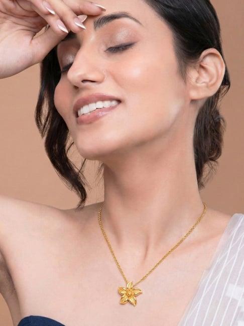 Kisna Diamond & Gold Jewellery 9k (375) Yellow Gold Pendant for Women