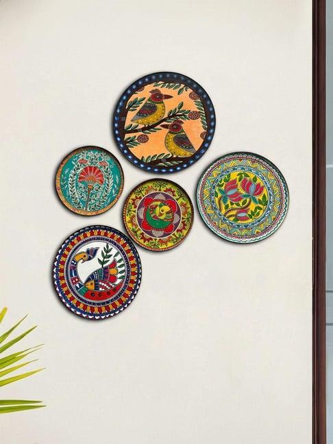 ExclusiveLane Multicolor Iron Printed Wall Plates - Set of 5