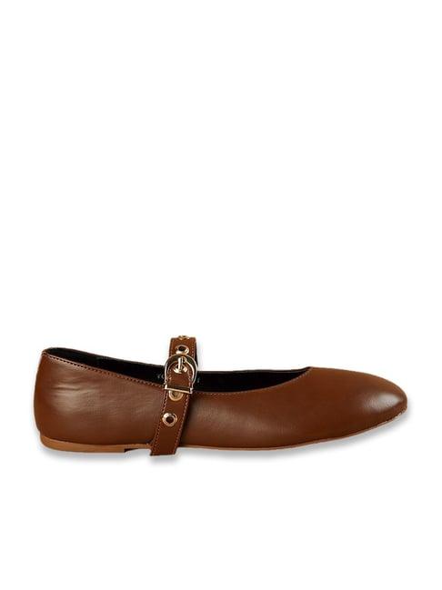 Ginger by Lifestyle Women's Tan Mary Jane Shoes