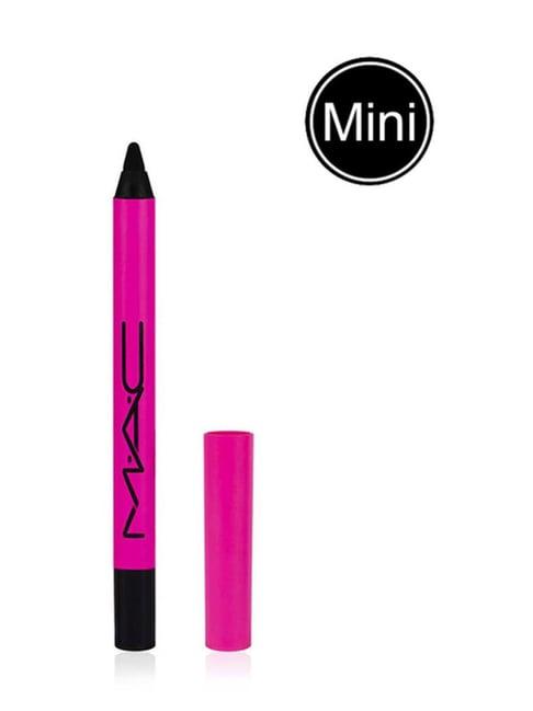 M.A.C In Extreme Dimension 24Hr Waterproof & Smudgeproof Kajal Eye Liner