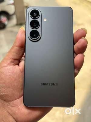 Samsung Galaxy S26 5G (Cobalt Violet, 12GB RAM, 512GB Storage)_with Other Offers