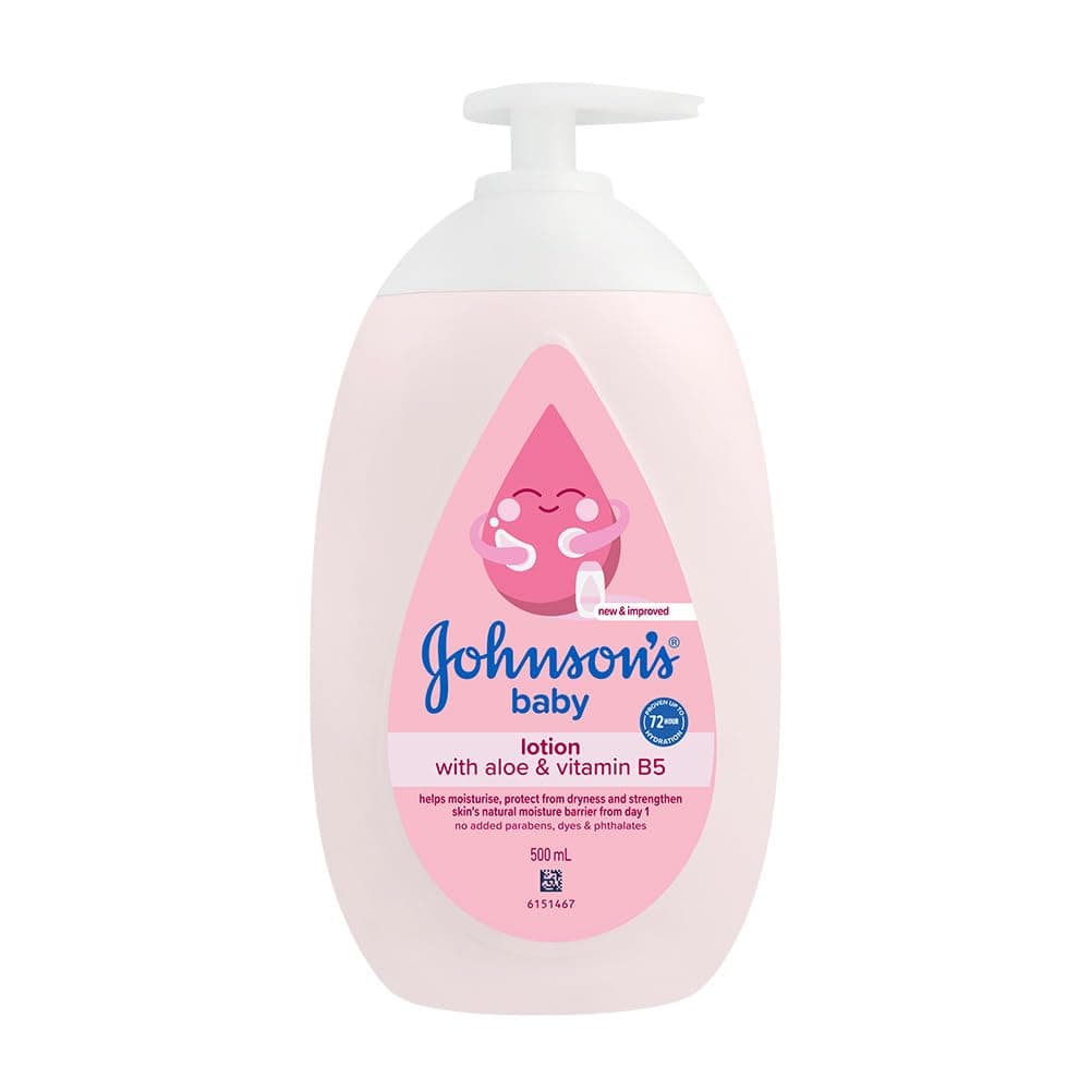 Johnson's Baby Lotion 500ml | With Aloe & Vitamin B5 | Helps Moisturise & Protect Baby's Skin from Dryness | Strengthens Skin's Natural Moisture Barrier | All Skin Types Including Sensitive Skin | No Added Parabens & Dyes | Hypoallergenic & PH Based Formula