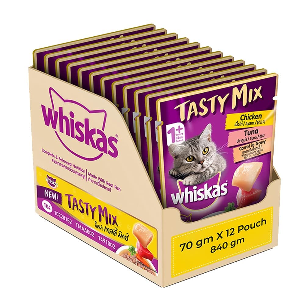 Whiskas Tasty Mix, Adult (1+ Years) Wet Cat Food with Real Fish, Chicken with Tuna and Carrot in Gravy Flavour, 12 x 70 g Pouches