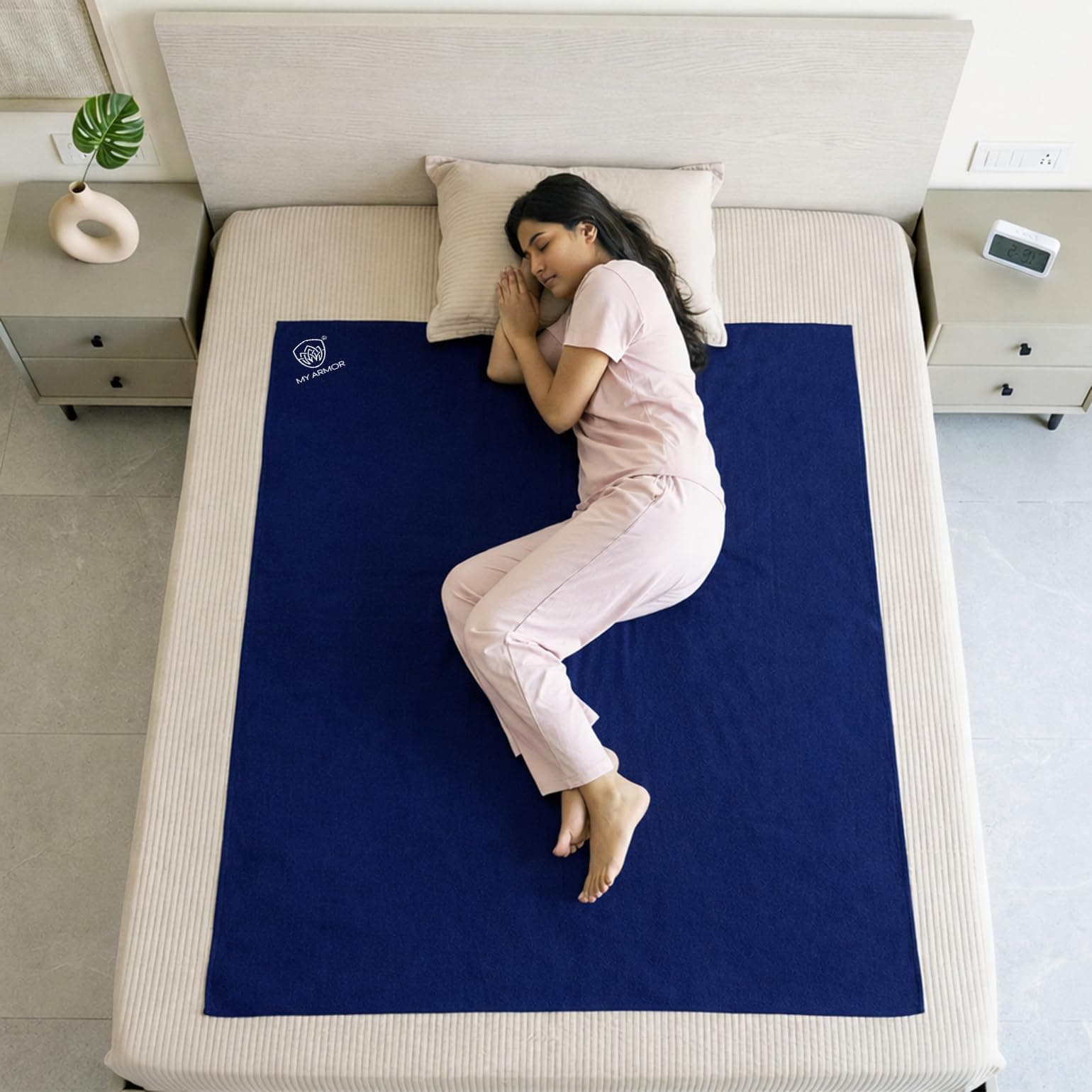 MY ARMOR Rubber Sheet for Bed Adult, Waterproof Mat for Bed Wetting, Quick Drying and Absorbing Baby Sheet - Extra -Large Size - 140x200 cm, Pack of 1, Royal Blue