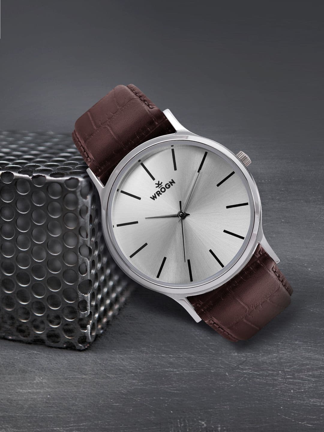 WROGN WROGN Men Silver-Toned Analogue Watch WRG00048A
