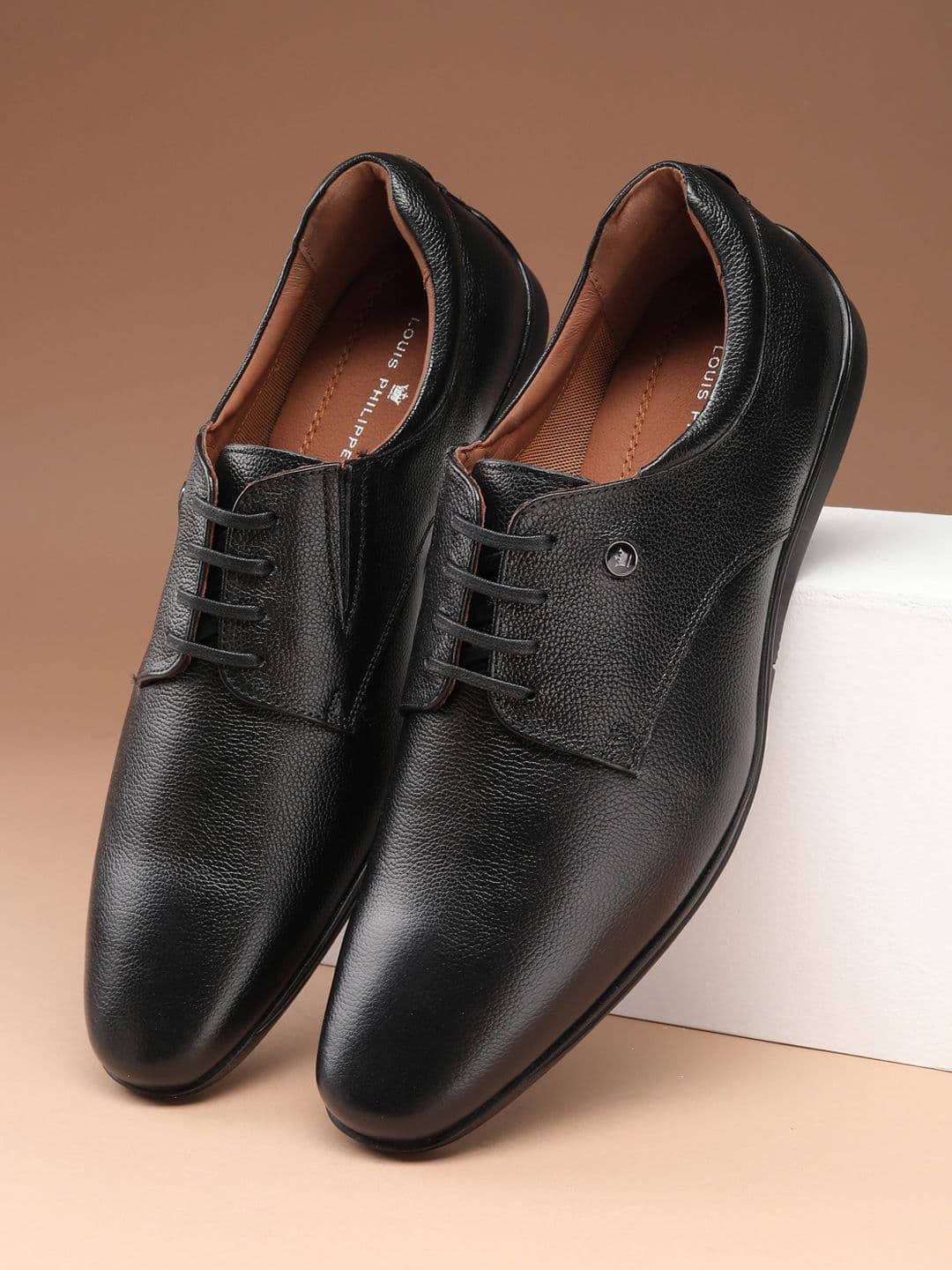Louis Philippe Louis Philippe Men Premium Leather Breathable Anti Slip Flat Heel Formal Derby Shoes