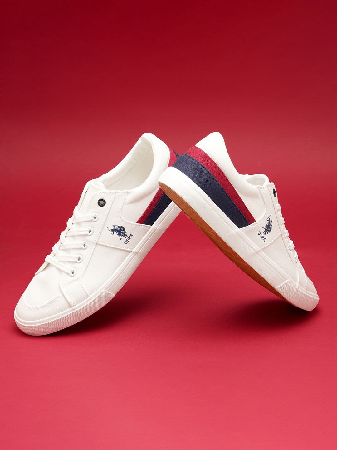 U.S. Polo Assn. U.S. Polo Assn. Men Colourblocked Sneakers