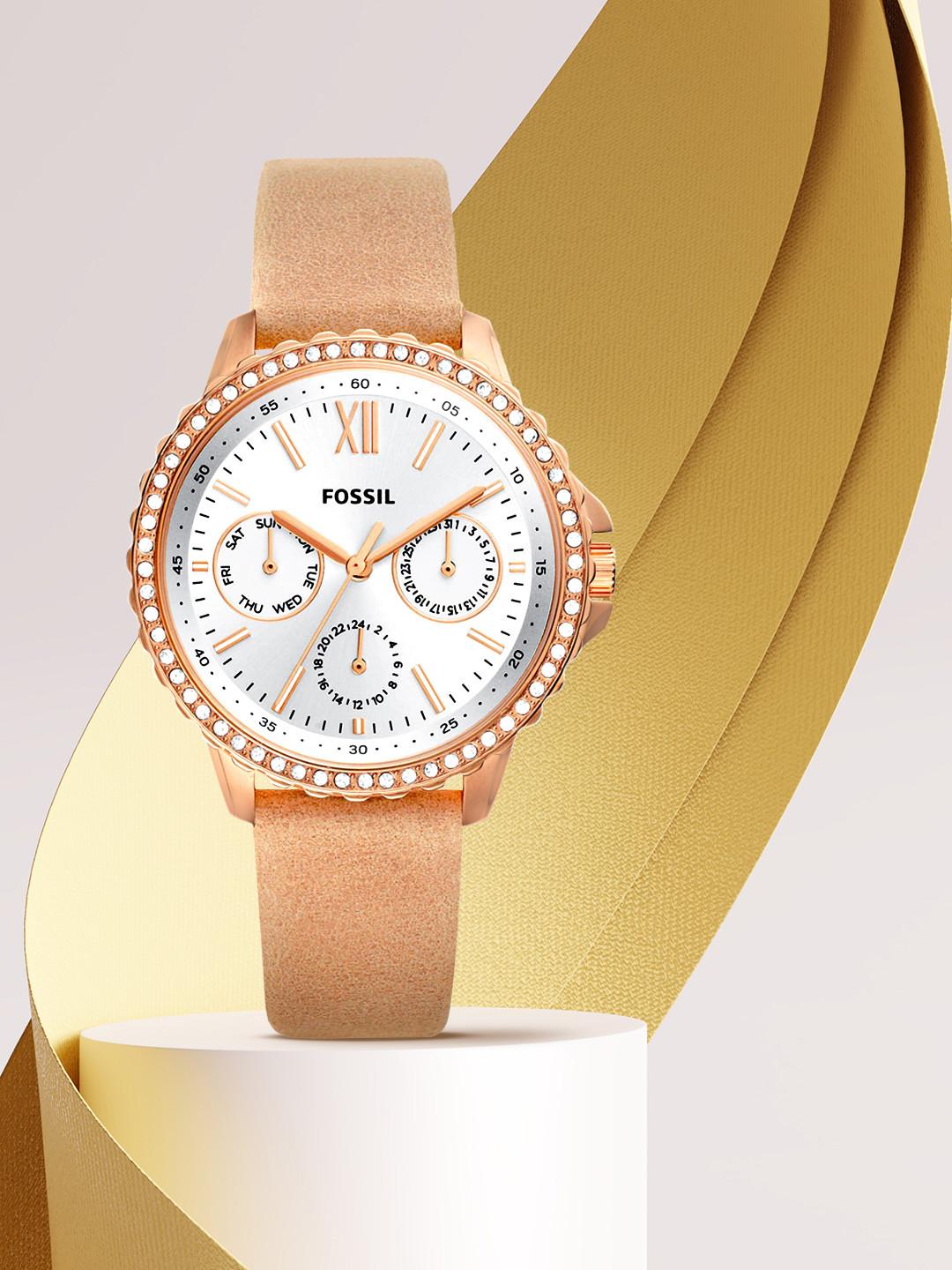 Fossil Women Beige & Silver-Toned Analogue Leather Watch ES4888