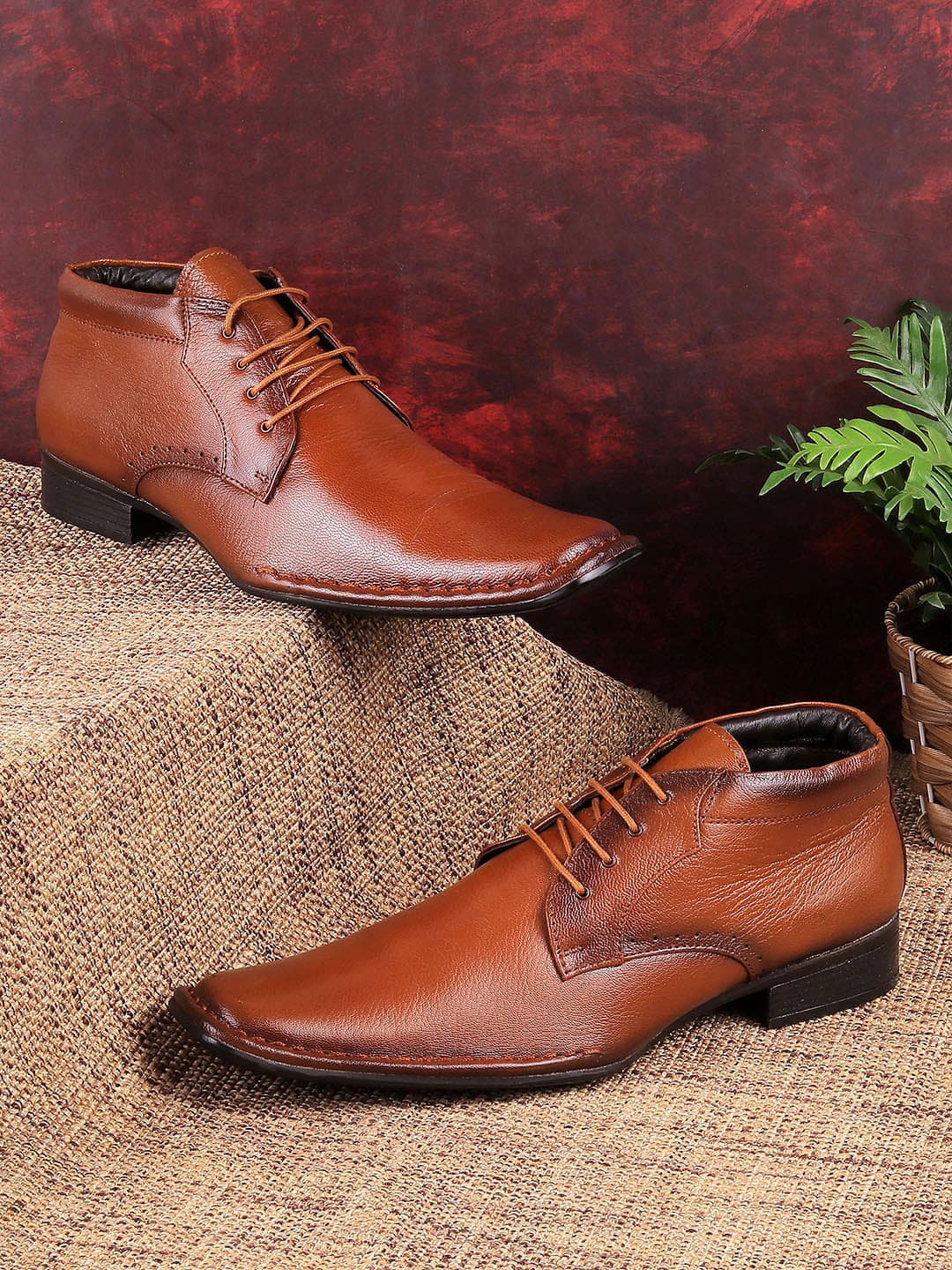 Metro Men Tan Brown Textured Formal Leather Derbys