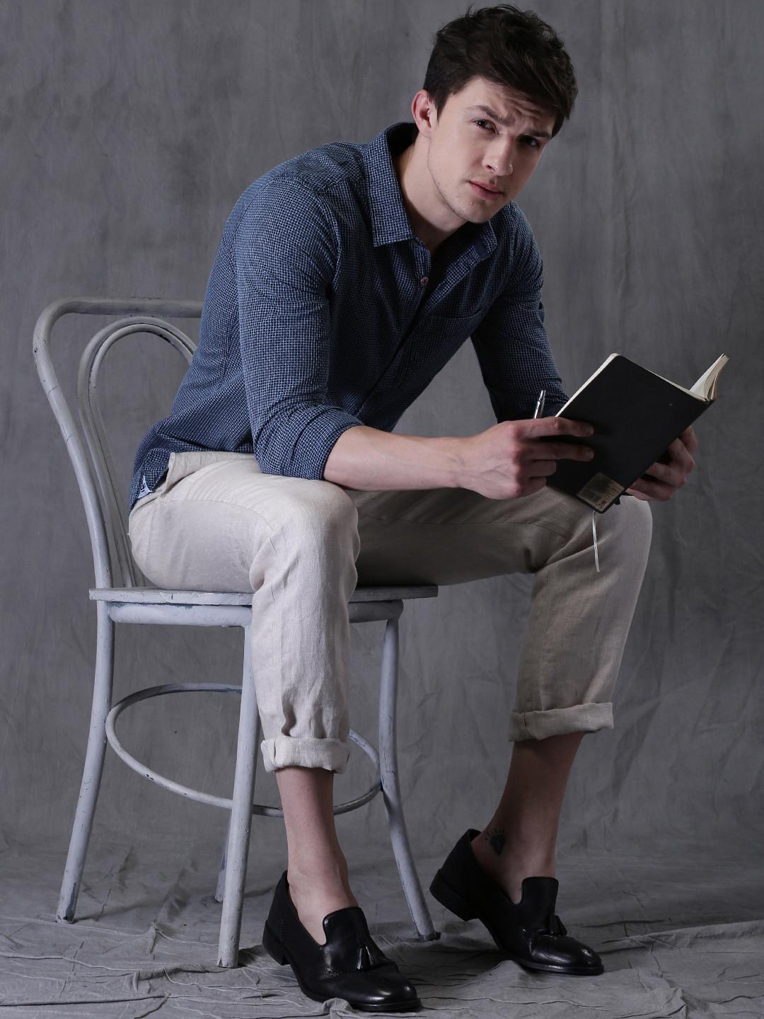 WROGN Navy Blue Slim Fit Checked Casual Shirt