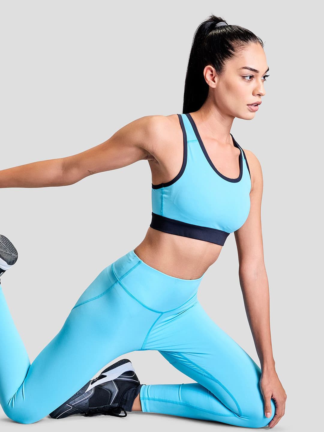 BOLDFIT Full Coverage Sports Workout Bra