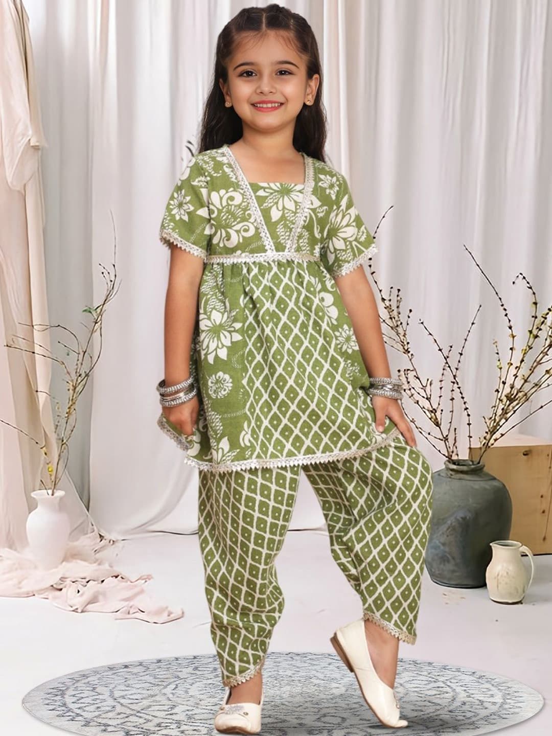 Cutiekins Girls Floral Printed A-Line Gotta Patti Kurta With Dhoti Pants