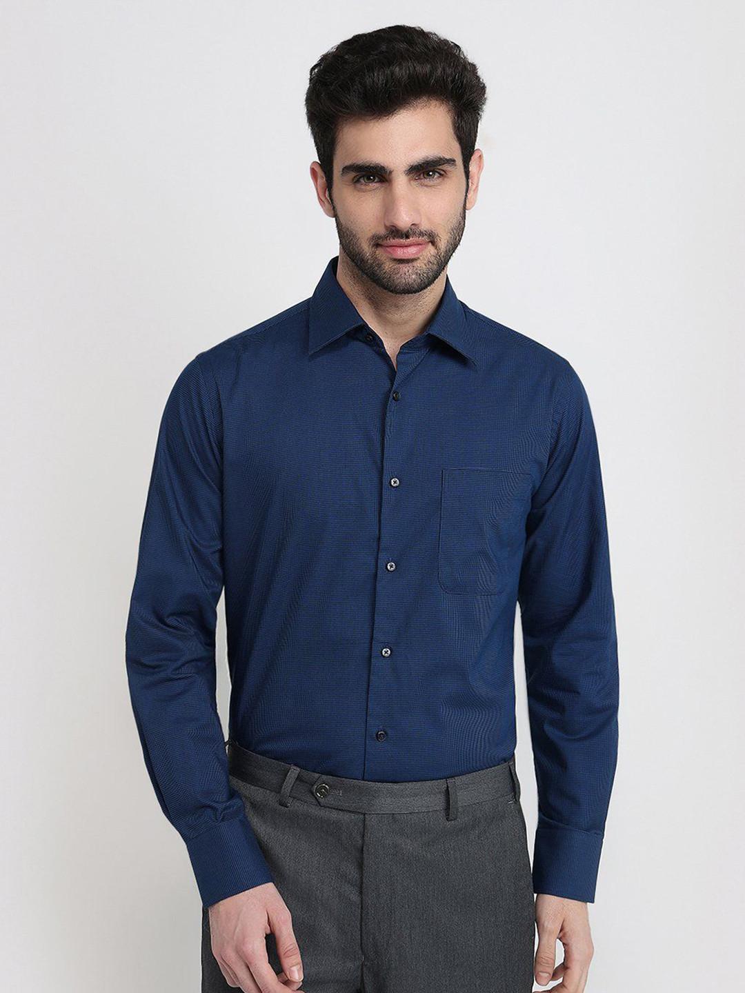Raymond Men Smart Slim Fit Textured Spread Collar Cotton Formal Shirt