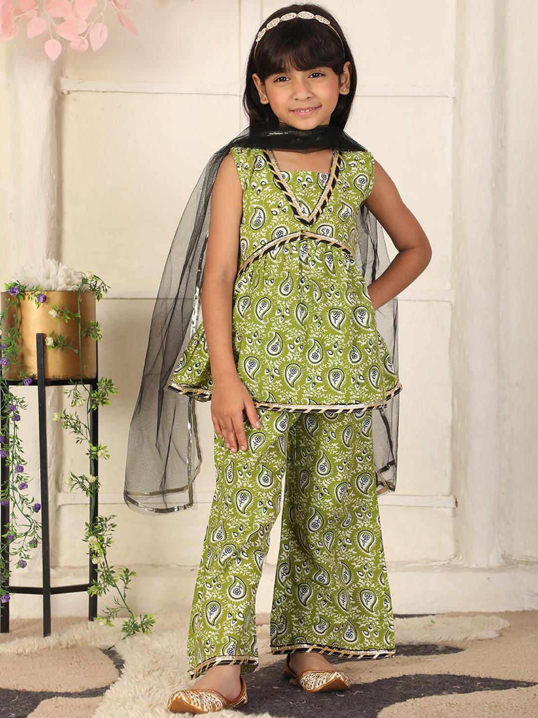 Cutiekins Girls Paisley Printed Gotta Patti Kurta with Palazzos & Dupatta