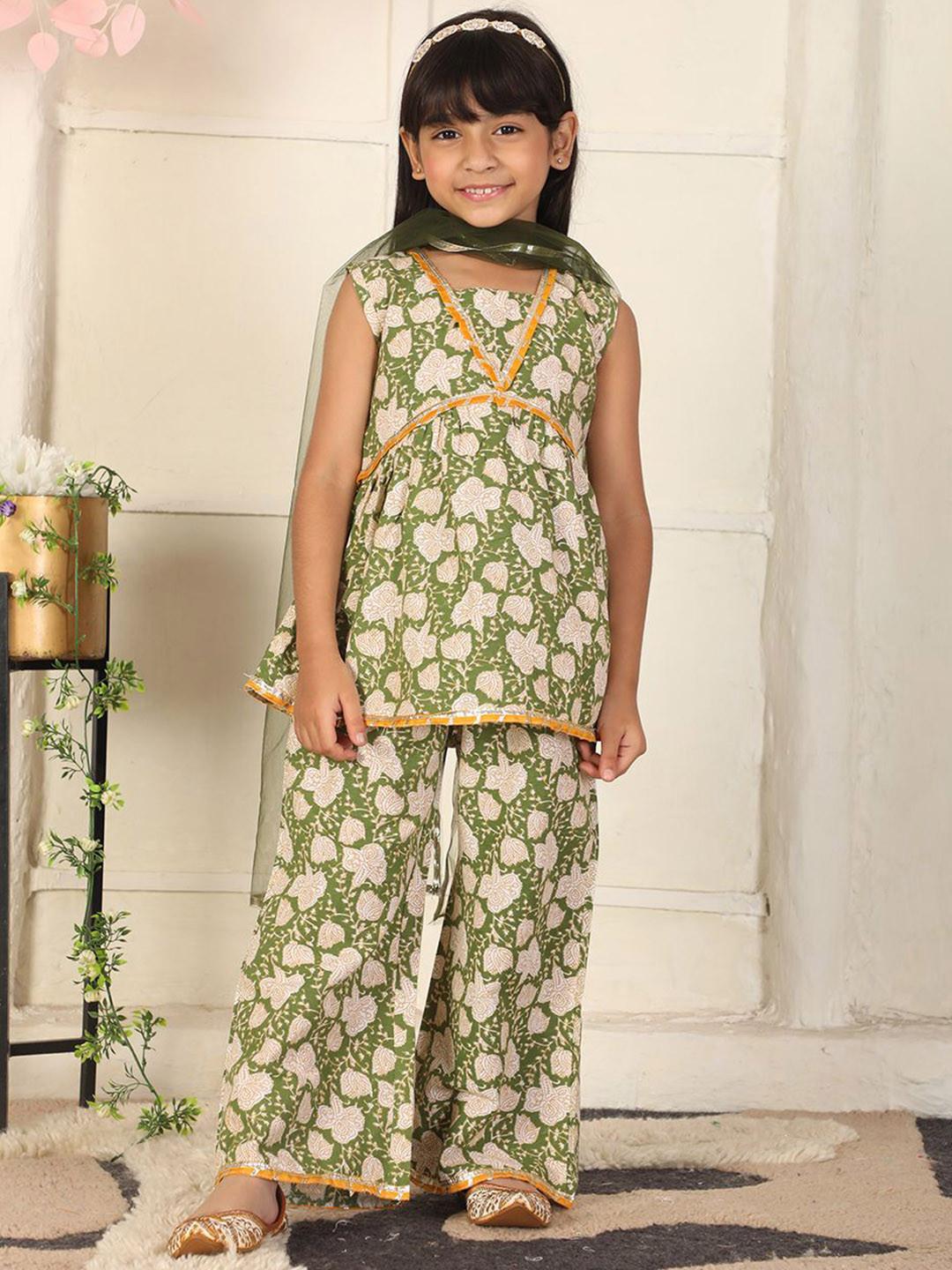Cutiekins Girls Floral Printed V-Neck Gotta Patti Kurta With Palazzos & Dupatta
