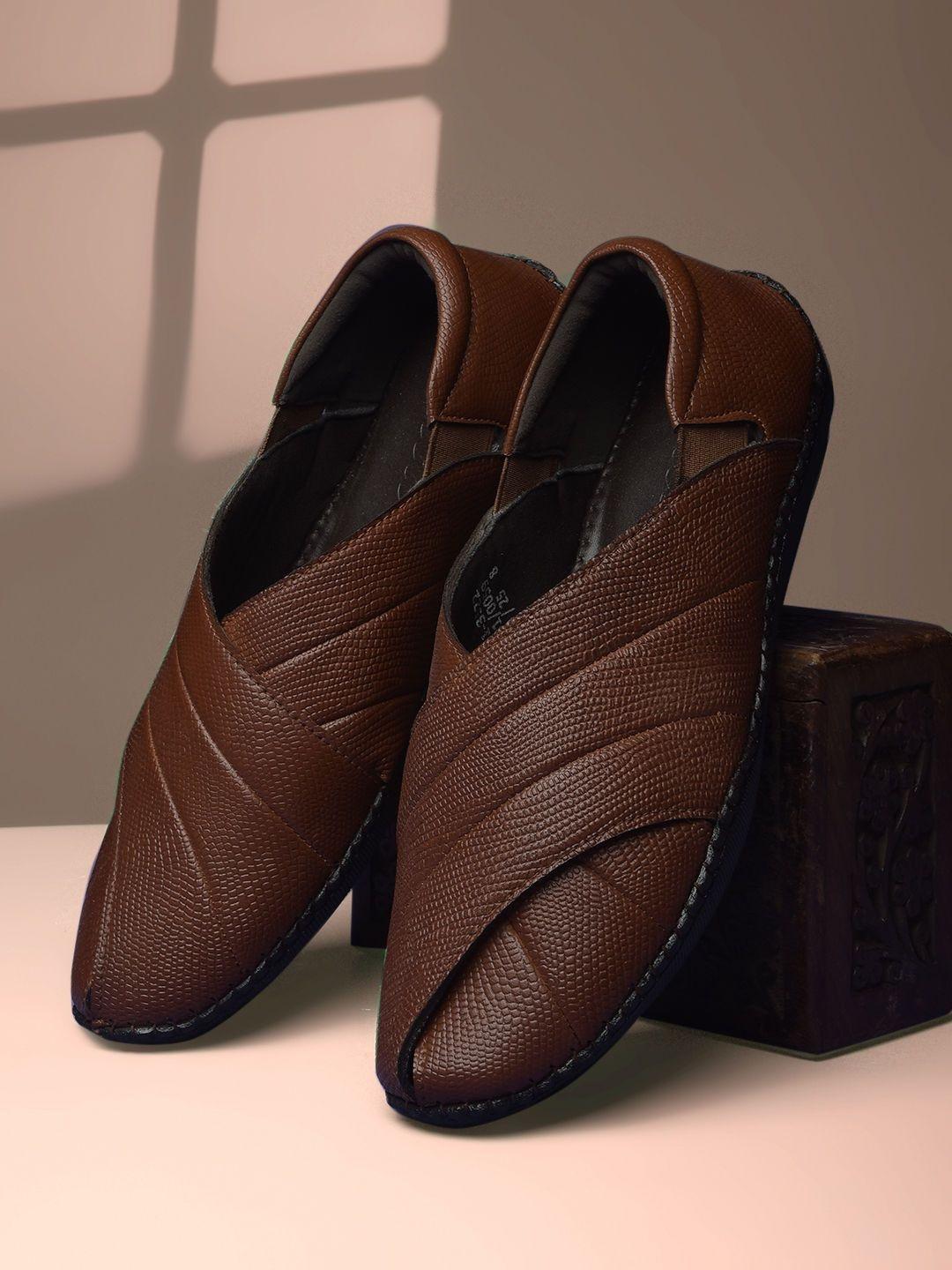 Bata Men Textured Loafers