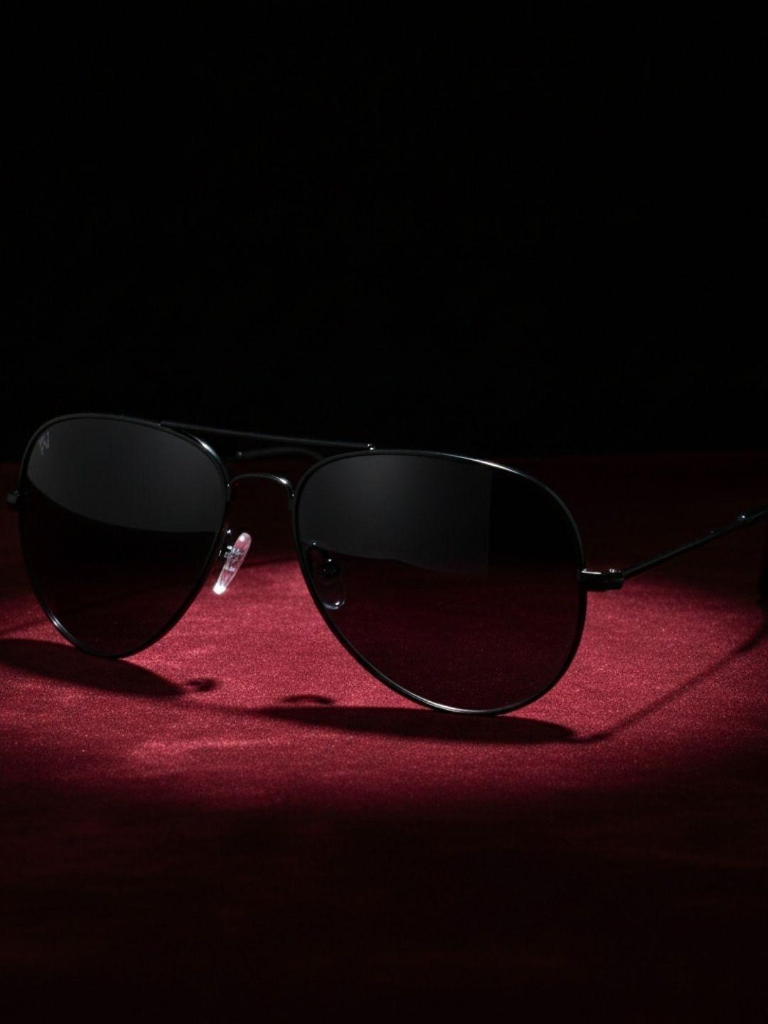 Framesvista Unisex Black Lens & Black Aviator Sunglasses with