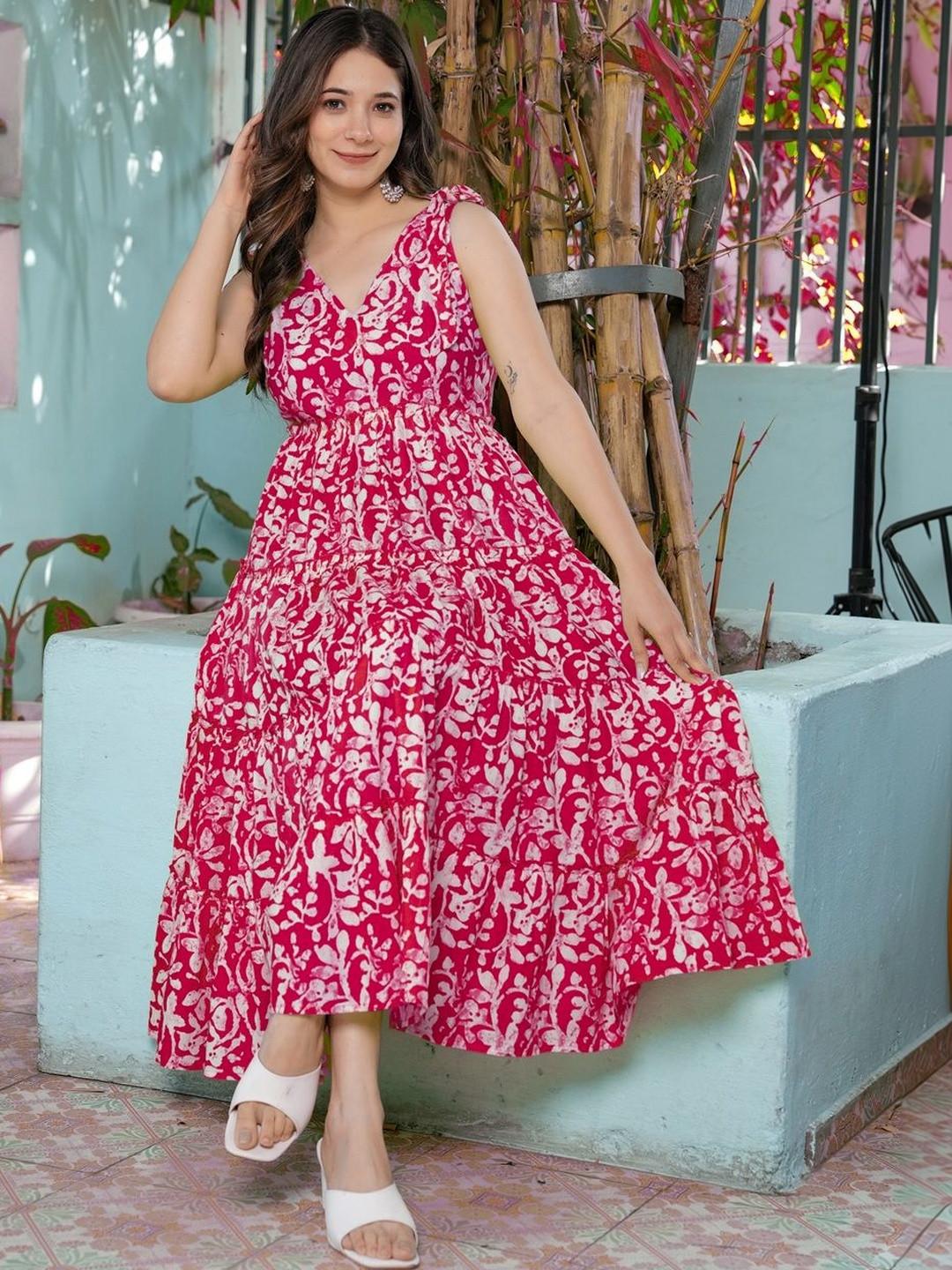 Demirner Women Floral Printed Sequinned Anarkali Kurta