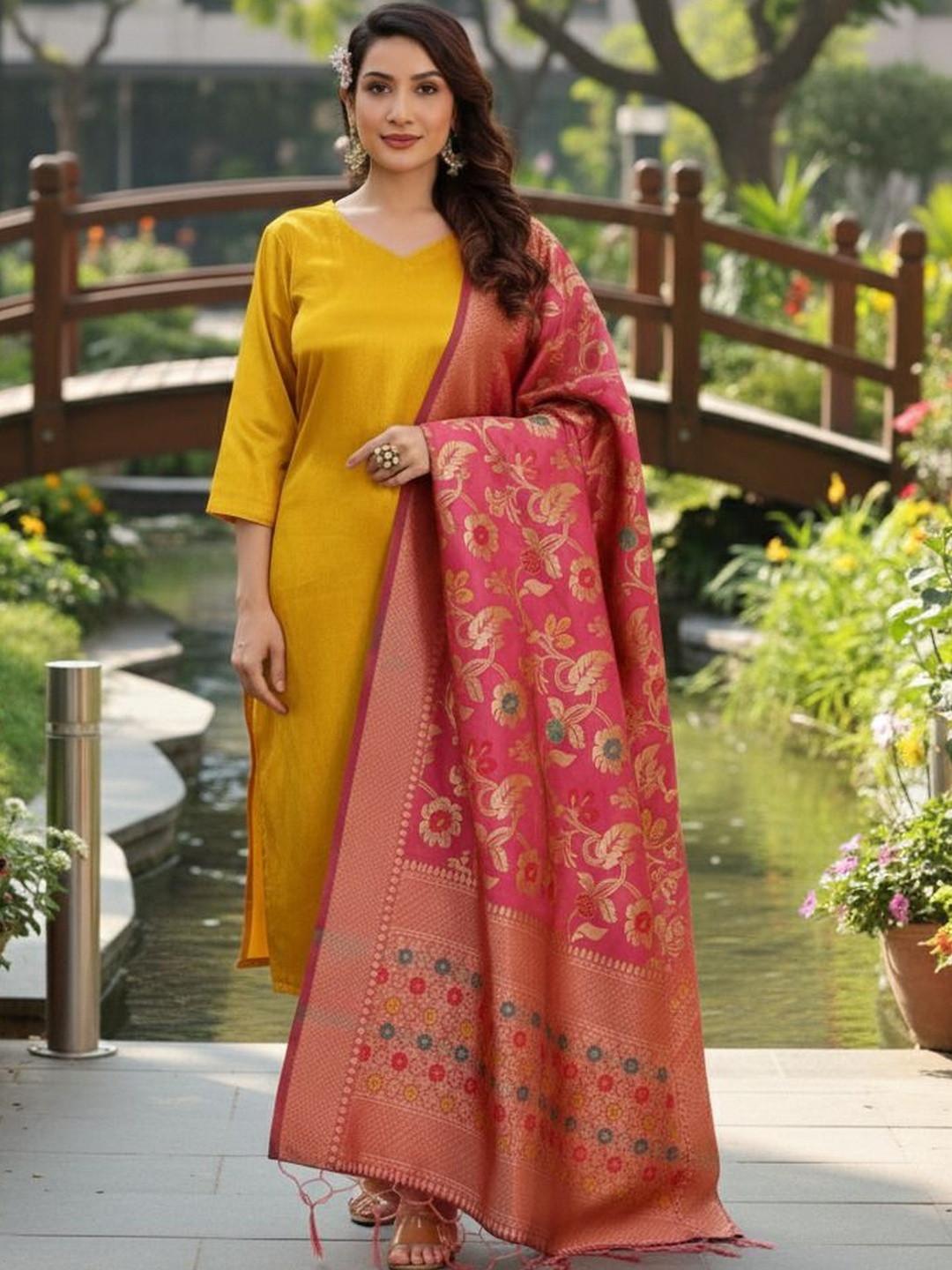 YUGAVEERAA Ethnic Motifs Woven Design Dupatta