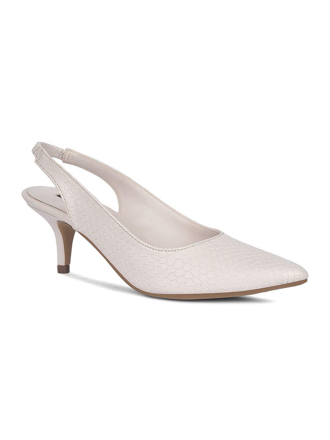 Bata Textured Kitten Pumps
