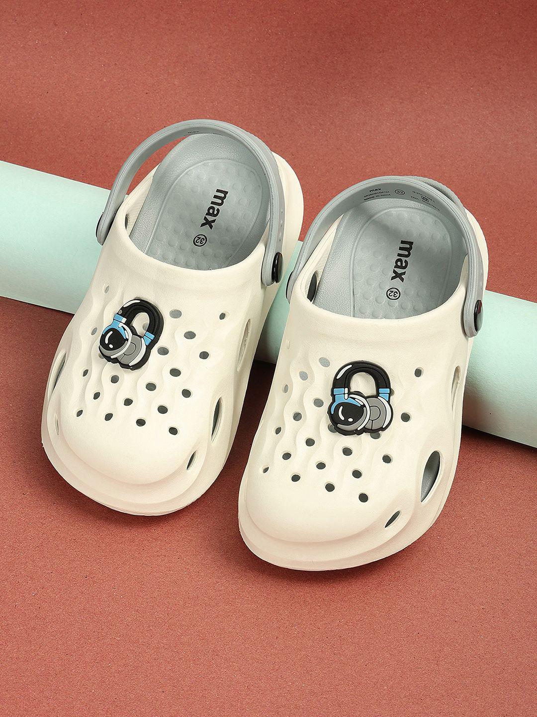 max Boys Clogs