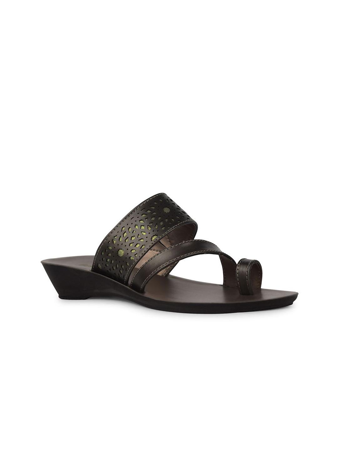 Bata Women Textured One Toe Flats with Laser Cuts