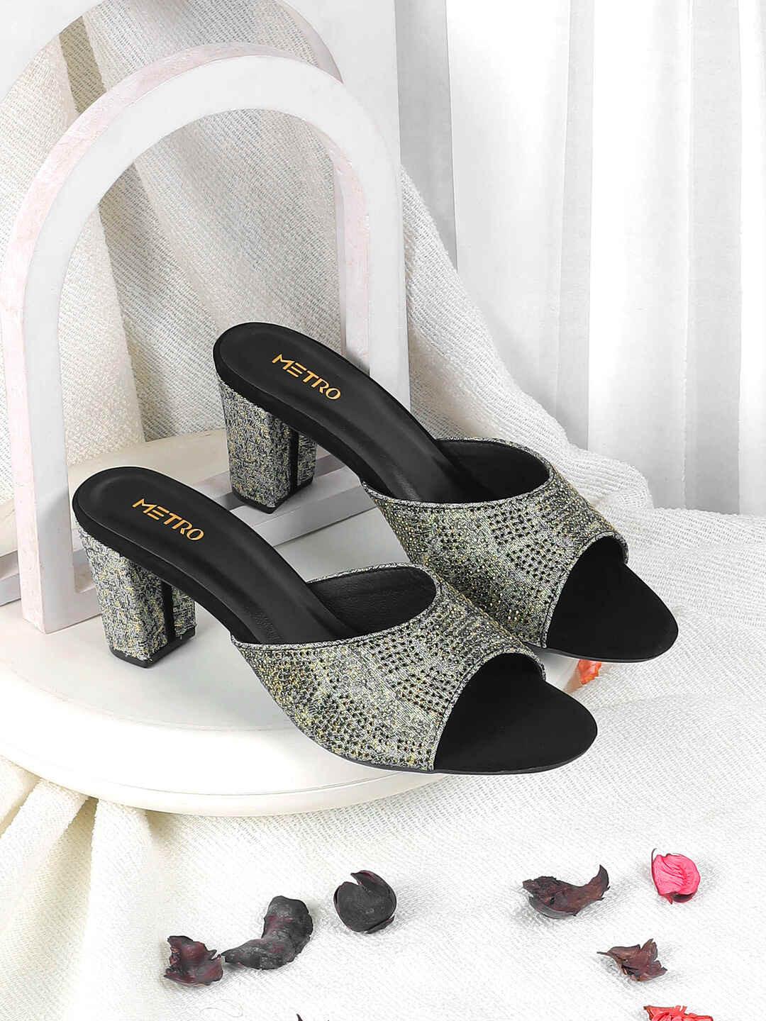 Metro Women Printed Block Sandals