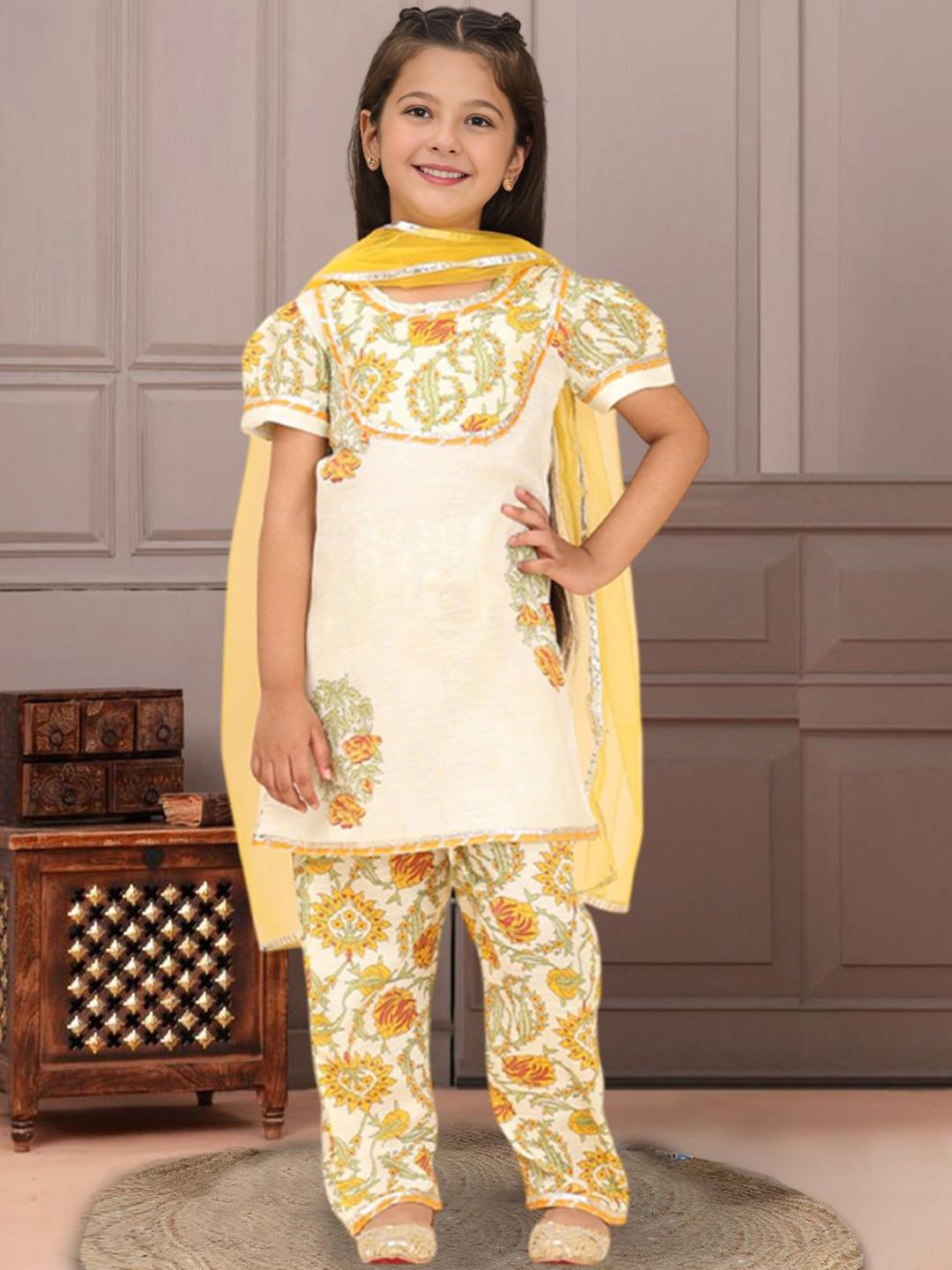 Cutiekins Girls Printed Round Neck Thread Work Straight Kurta With Palazzos & Dupatta