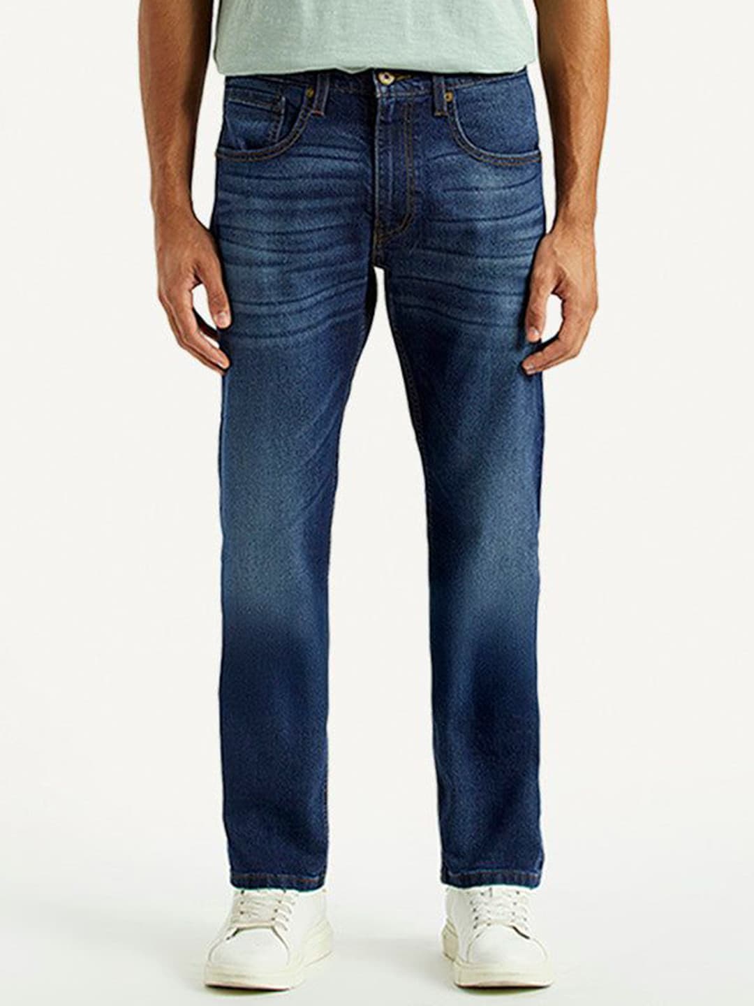 Levis 513 Men Slim Fit Mid-Rise Clean Look Heavy Fade Non Stretchable Jeans