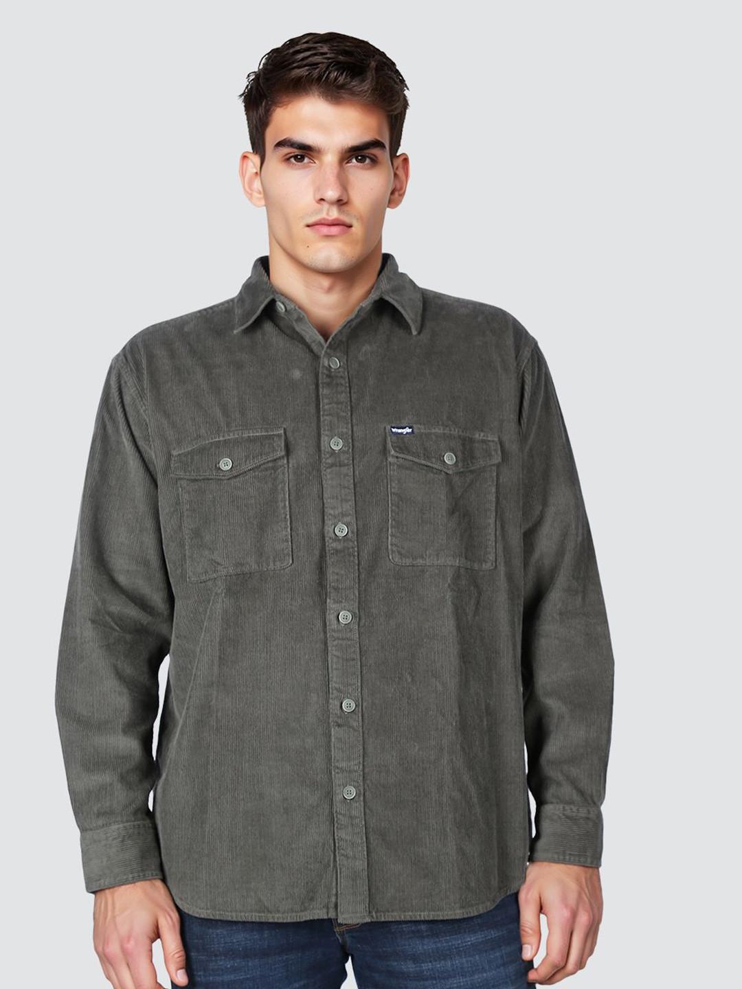 Wrangler Men Relaxed Fit Textured Spread Collar Cotton Casual Shirt