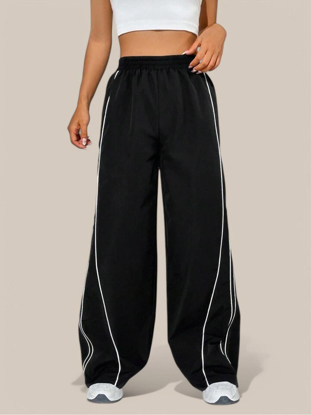 The Roadster Lifestyle Co. Women High-Rise Loose Fit High-Rise Trouser