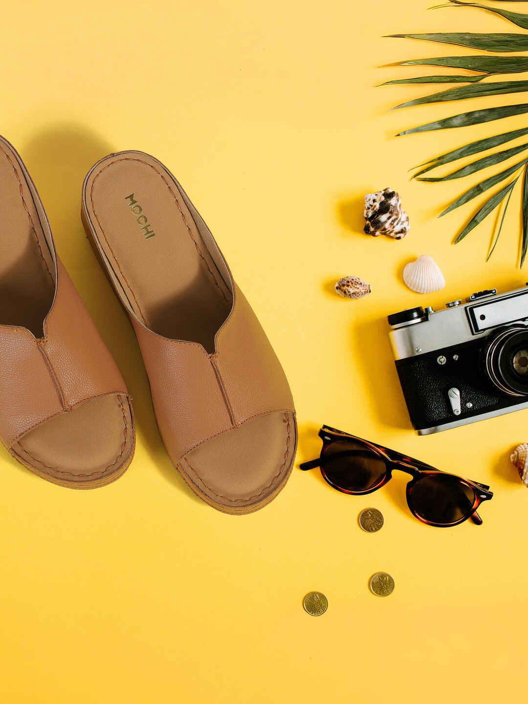 Mochi Women Solid Round Toe Block Sandals