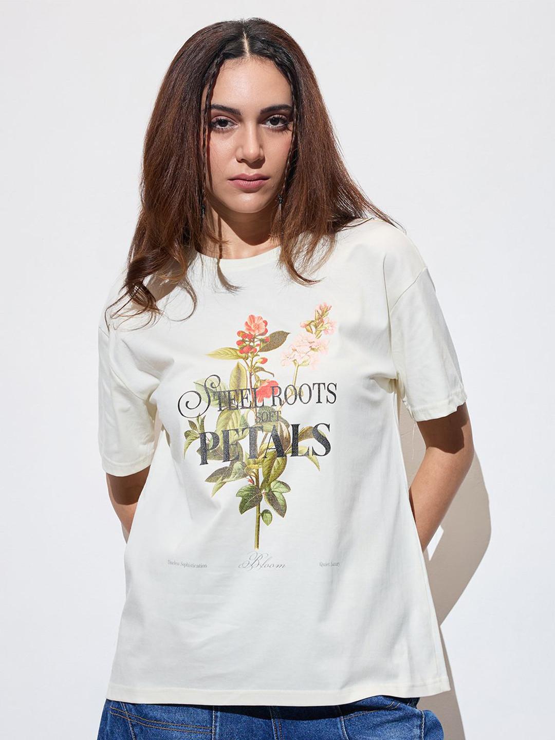 The Roadster Lifestyle Co. Women Graphic Printed Round Neck Cotton Oversized T-shirt