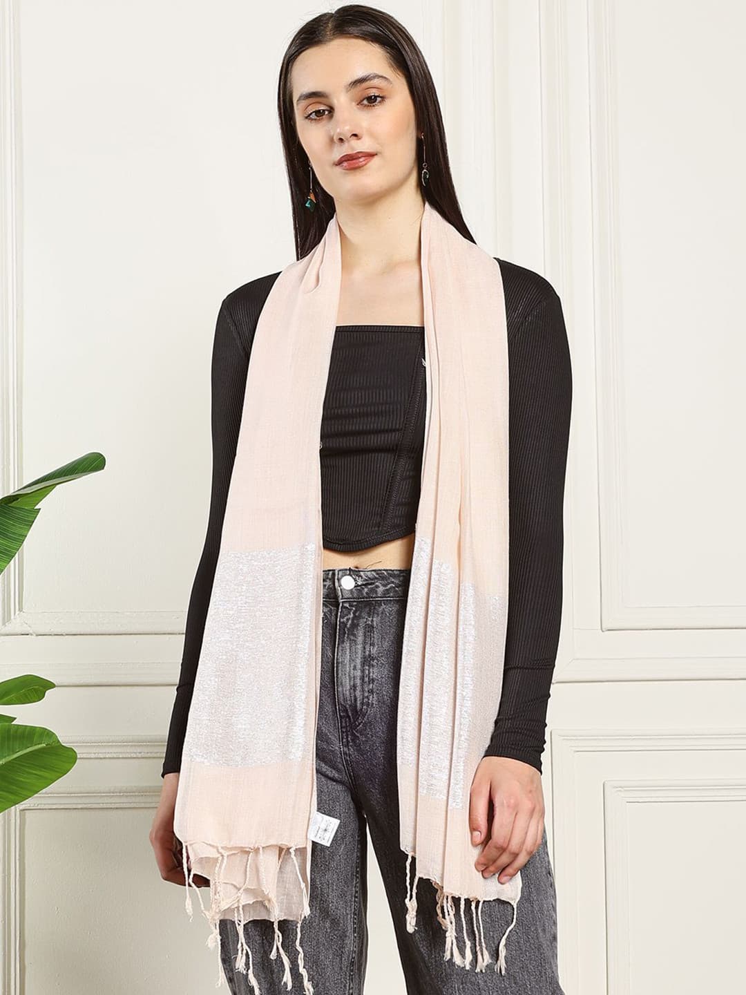Ravaiyaa Women Tasselled Border Scarf