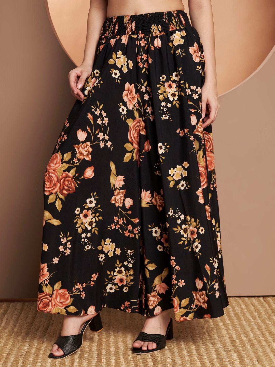 ZWERLON Women Floral Printed Flared Palazzos