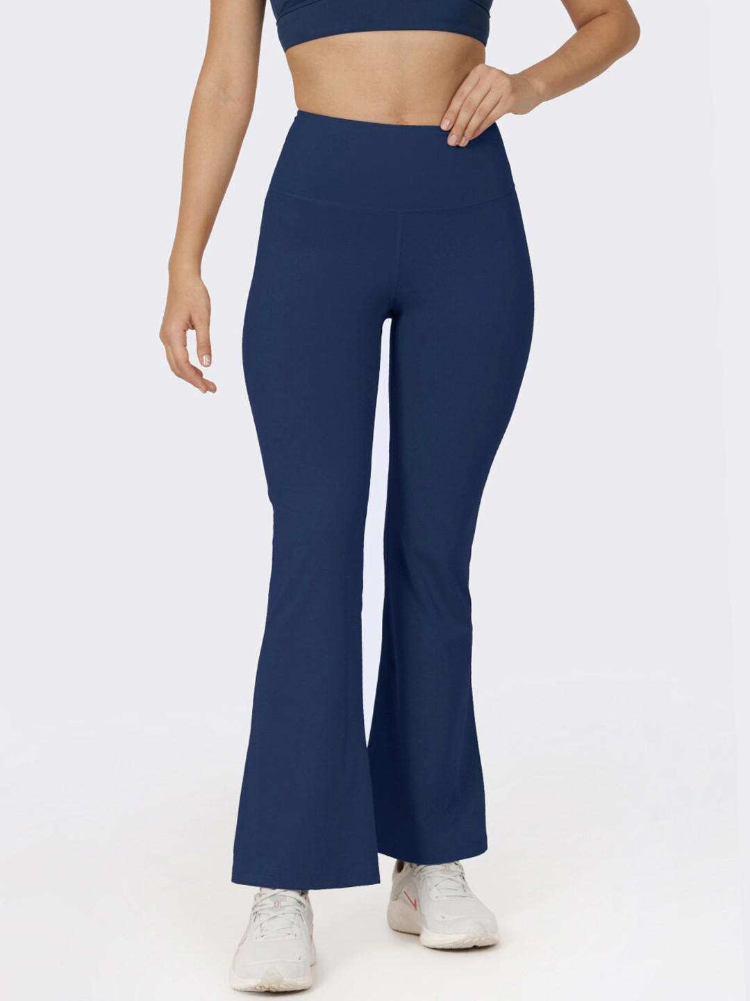Blissclub High-waisted Flare Pants with 1 Back Pocket