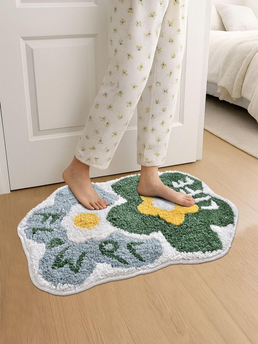FABINALIV Green & White Self Design Anti-Skid Doormat