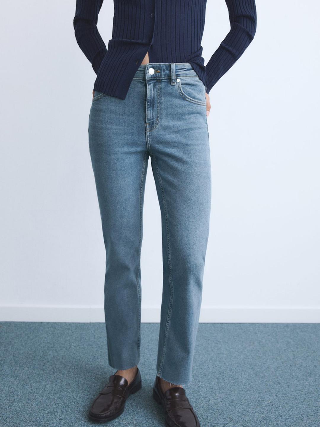 MANGO Women Light Fade Regular Fit Stretchable Jeans