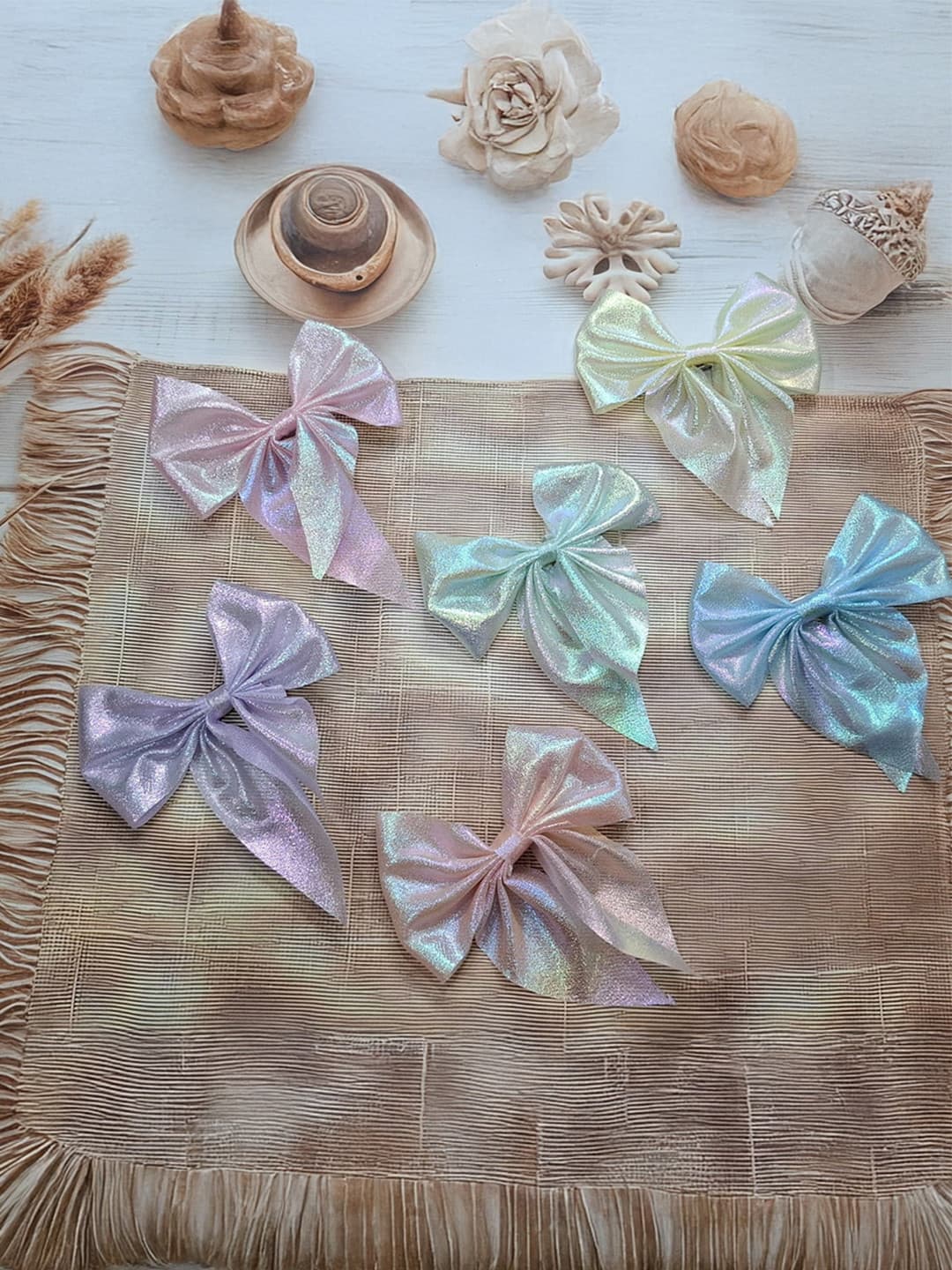 DIVASTRI Women Set of 6 Alligator Bow Hair Clip
