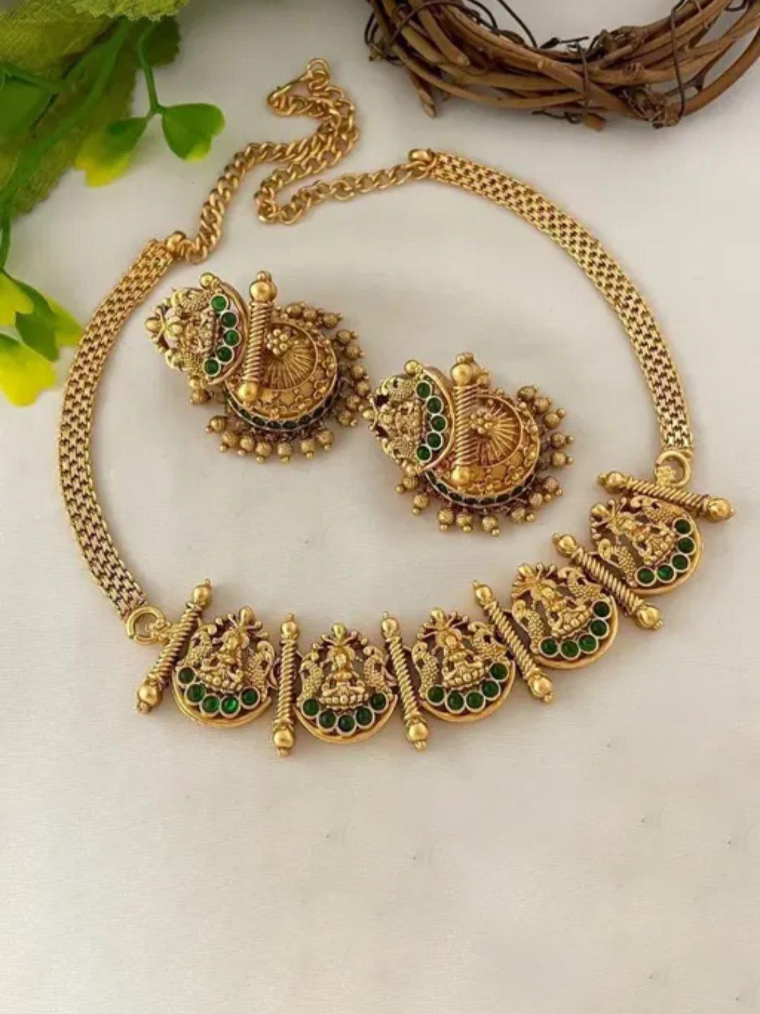 LAFORWORD Gold-Plated Studded & Beaded Jewellery Set