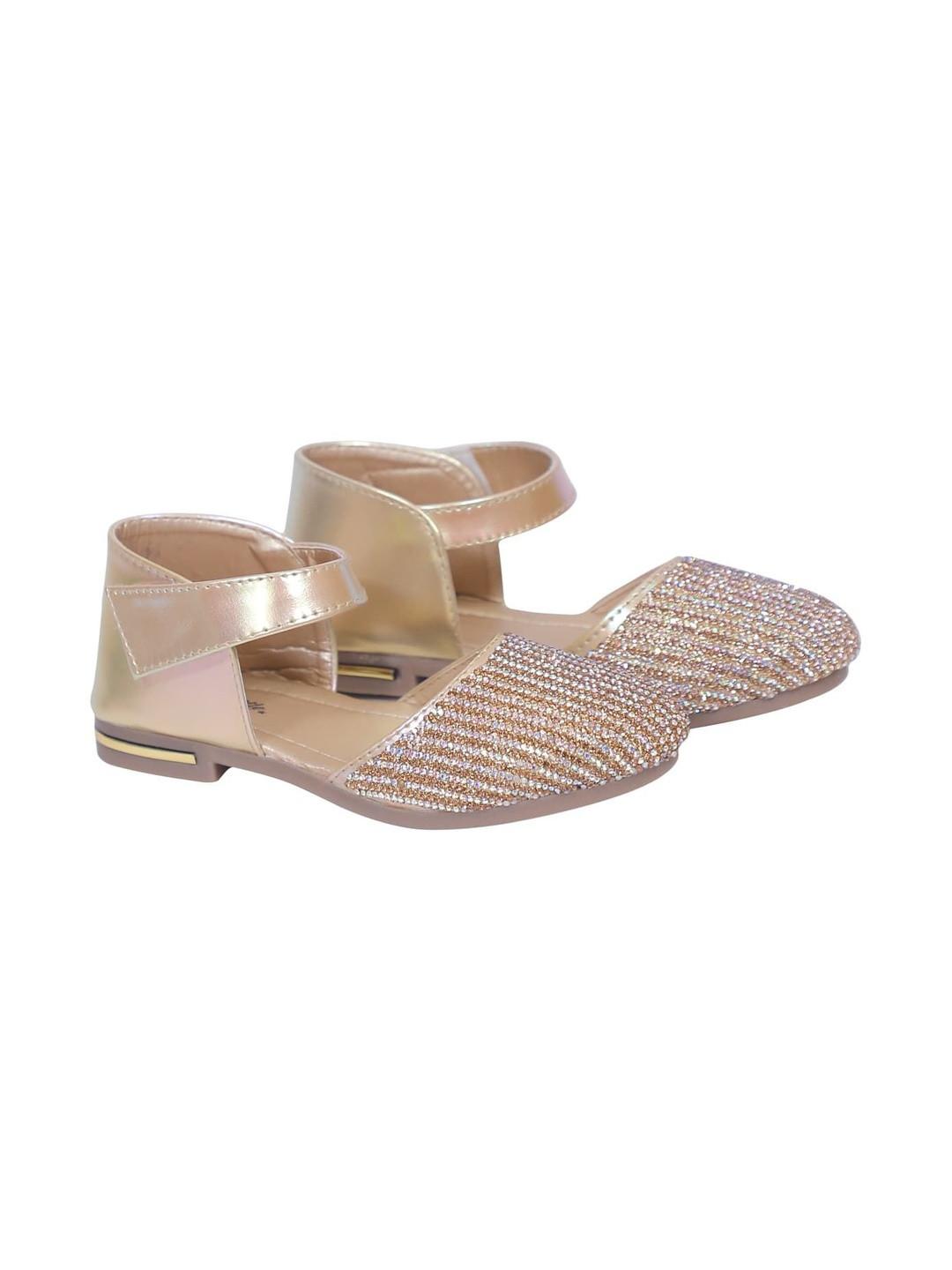MUKUNDU Girls Embellished Round Toe Ballerinas