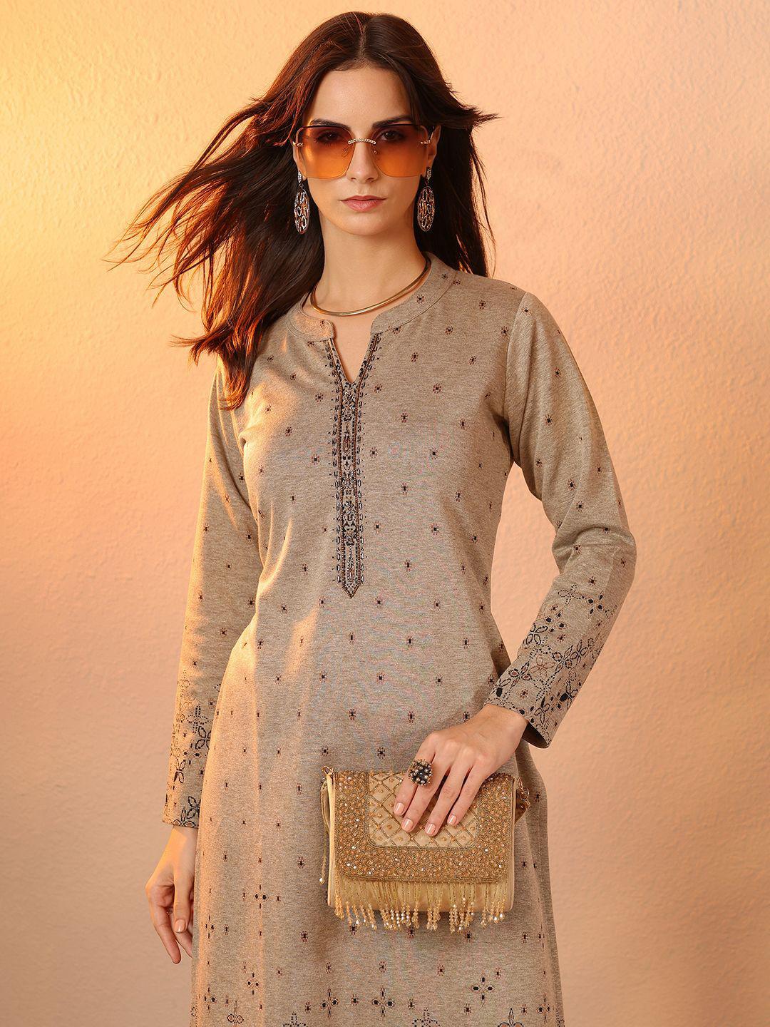 Libas Ethnic Motifs Thread Work Woollen Kurta