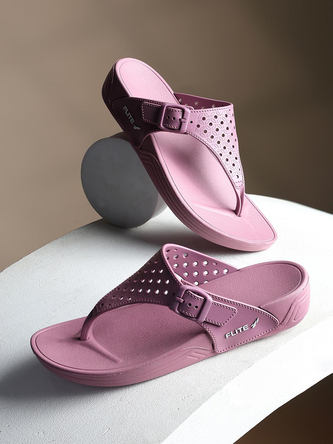 FLITE Women Open Toe Flip Flops