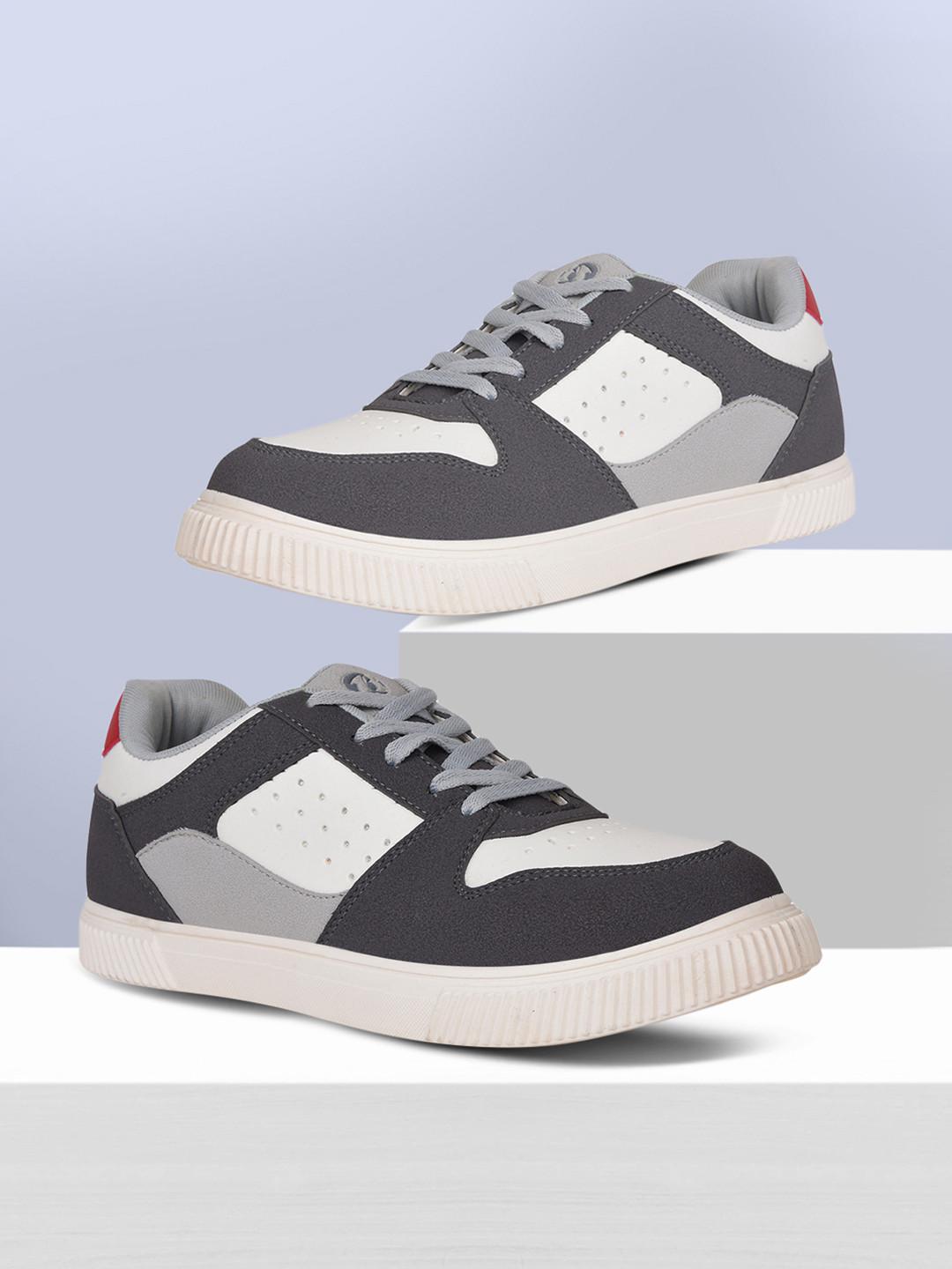 Bata Men Colourblocked Round Toe Sneakers Shoes