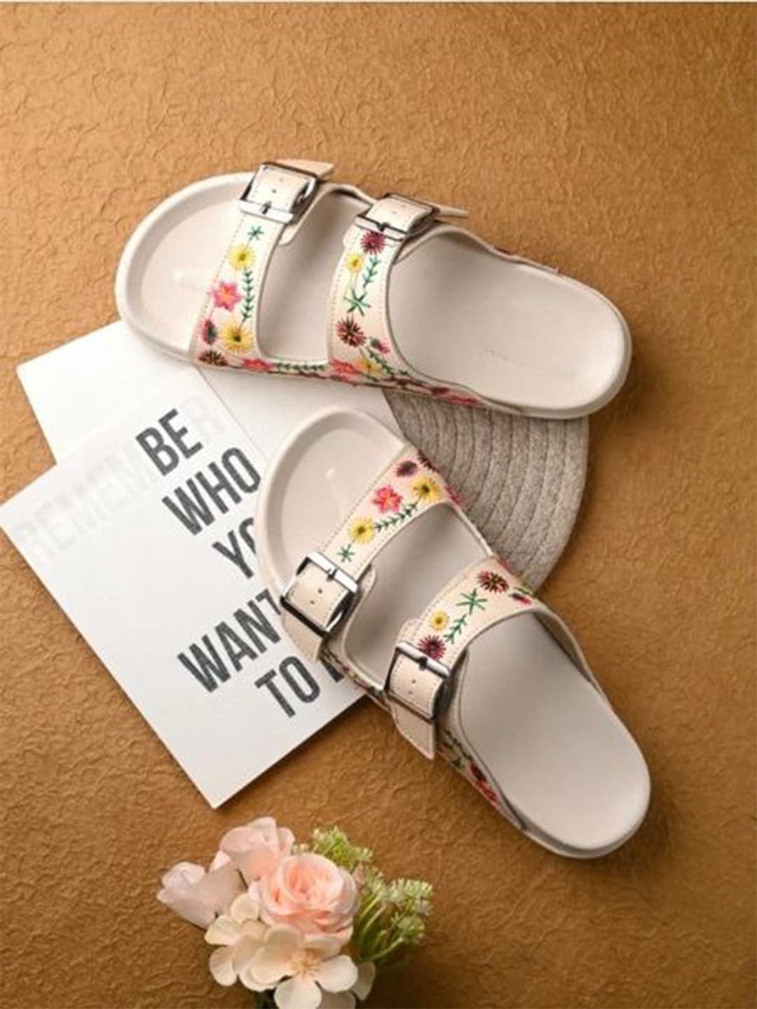 Deals4you Girls Printed Sliders
