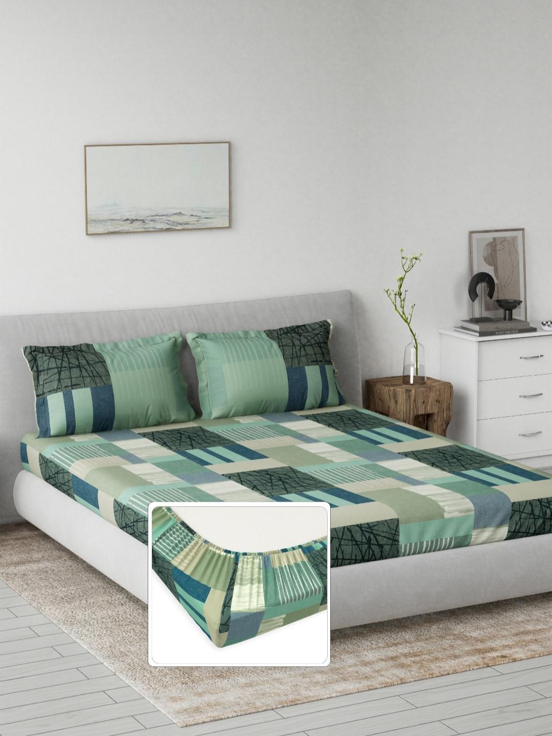 DDecor Primary Green & White Printed 144TC Cotton King Fitted Bedsheet Set 1.82 m X 1.98 m