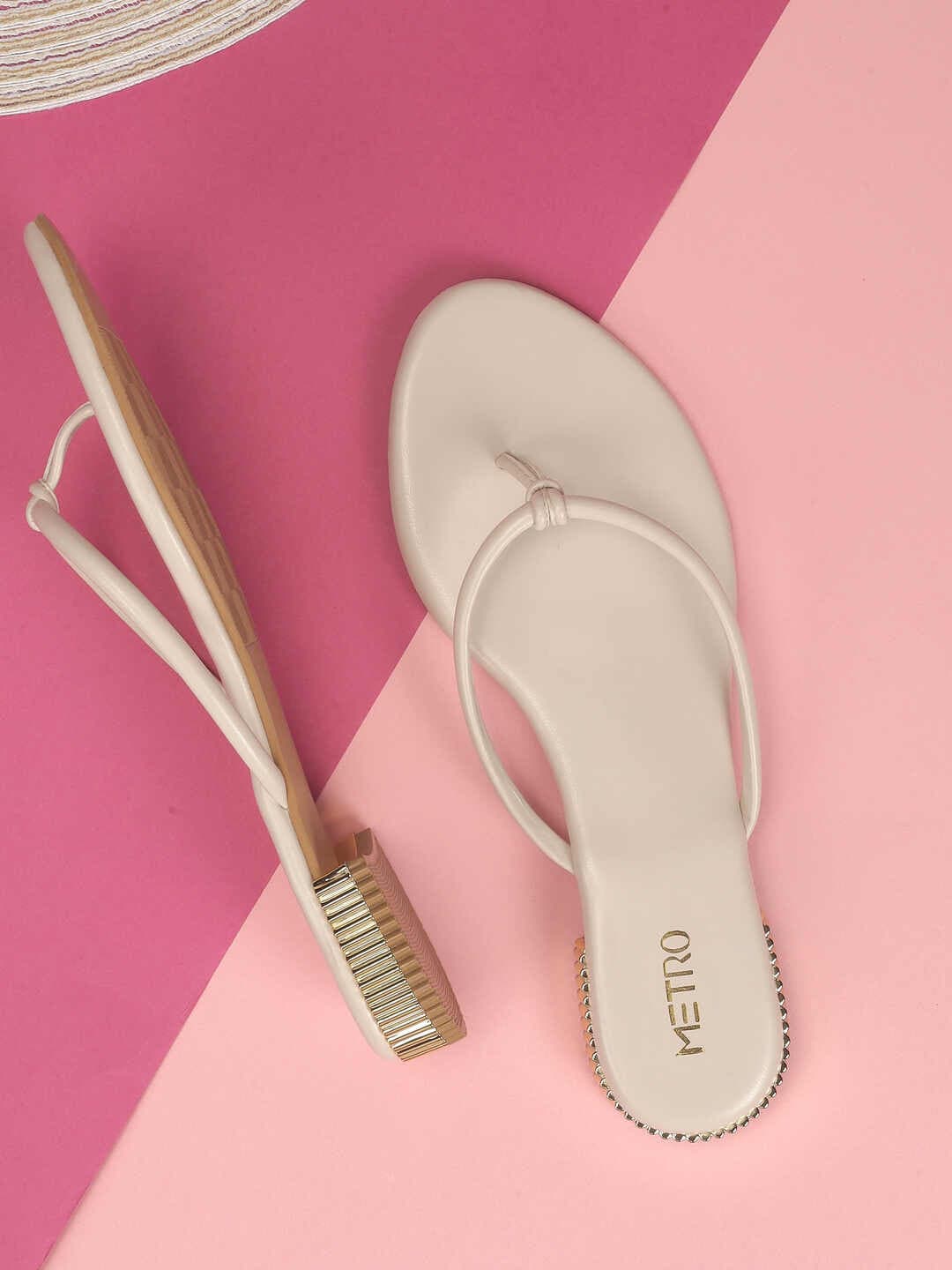 Metro Women Solid Open Toe Block Heel Sandals
