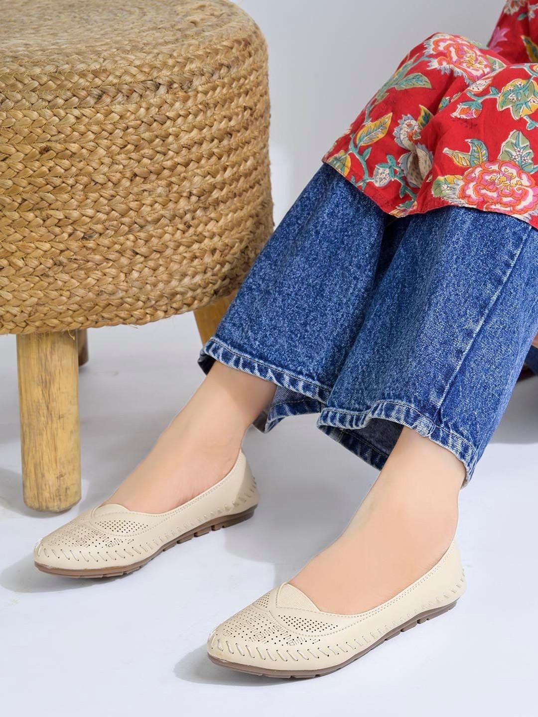Shoetopia Women Synthetic Ballerinas