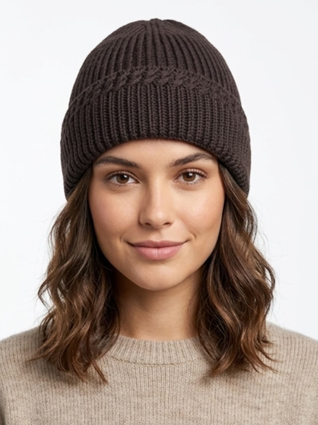 Cazzano Women Embroidered Woollen Beanie